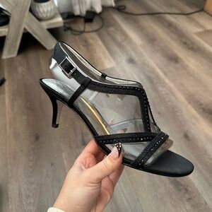 Adrianna Papell Black and Silver Heels